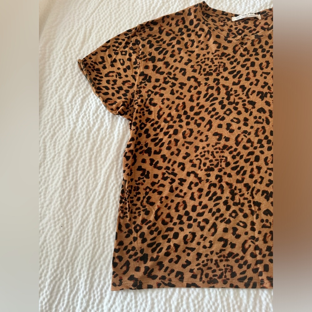 Free People Cheetah Shirt Size Small - Picture 3 of 4